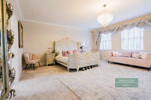 Photo 25- click for photo gallery